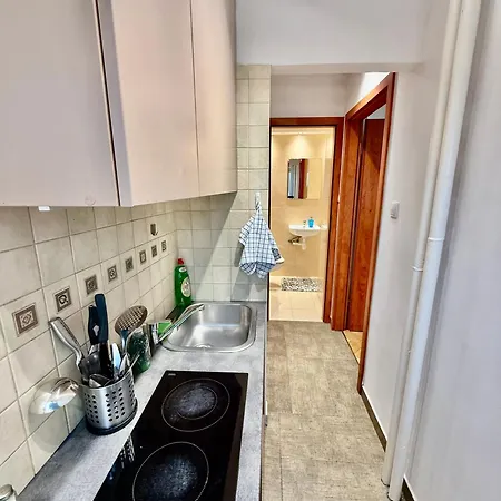 Blue 1 Lux Metro Fast Wifi 8gbs 75'tv Netflix Showmax Apartment Warsaw