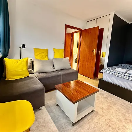 Blue 1 Lux Metro Fast Wifi 8gbs 75'tv Netflix Showmax