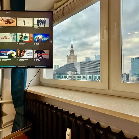 Blue 1 Lux Metro Fast Wifi 8gbs 75'tv Netflix Showmax Varsovie