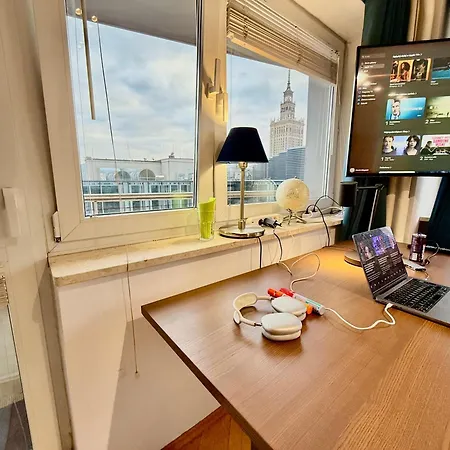 Blue 1 Lux Metro Fast Wifi 8gbs 75'tv Netflix Showmax Warszawa