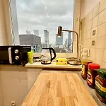 Apartmán Blue 1 Lux Metro Fast Wifi 8gbs 75'tv Netflix Showmax